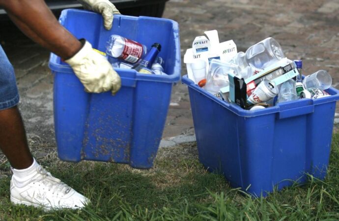 Contact-Riviera Beach Junk Removal and Trash Haulers