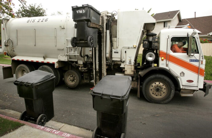 Home-Riviera Beach Junk Removal and Trash Haulers