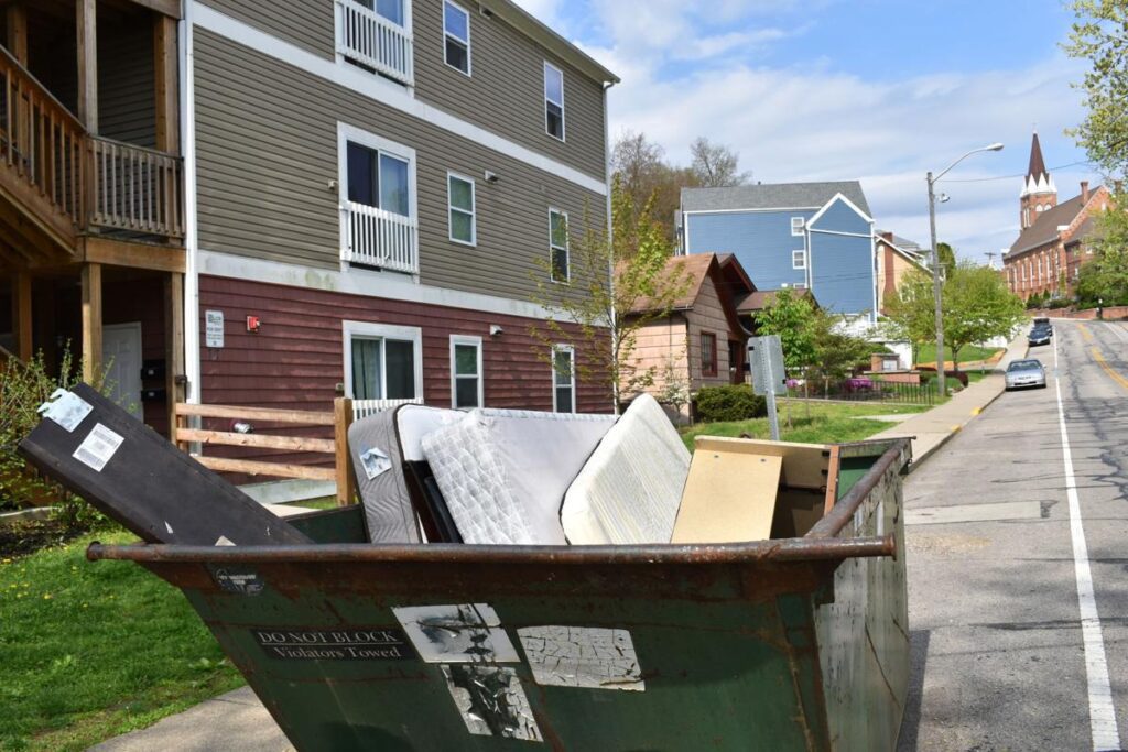 Home Moving Dumpster Services, Riviera Beach Junk Removal and Trash Haulers