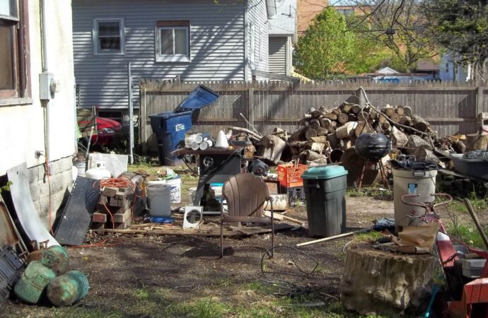 Residential Junk Removal Near Me, Riviera Beach Junk Removal and Trash Haulers