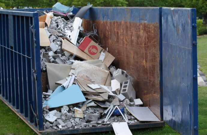 Spring Cleaning Dumpster Services, Riviera Beach Junk Removal and Trash Haulers